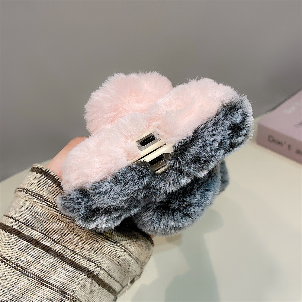 Cute Rabbit Ears Fluffy Stand  - đánh giá và giá Phone Cases Holder